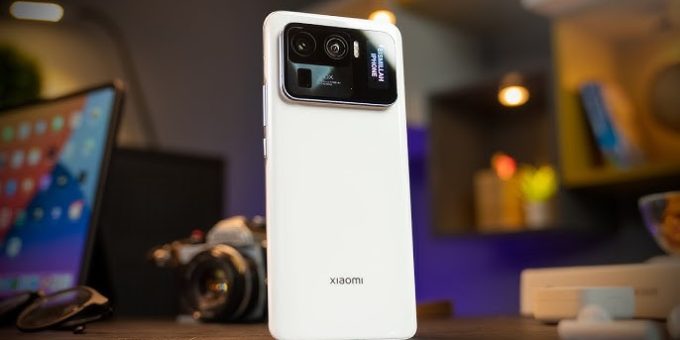 Xiaomi Pimpin Pasar Smartphone Indonesia